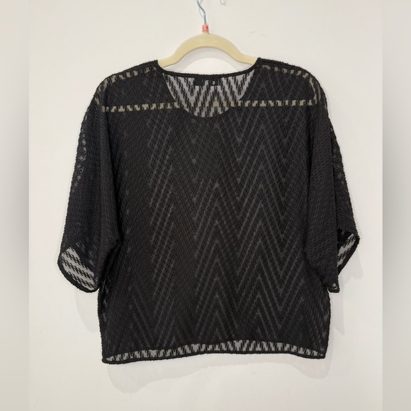 IRO - Picture 2 of 4